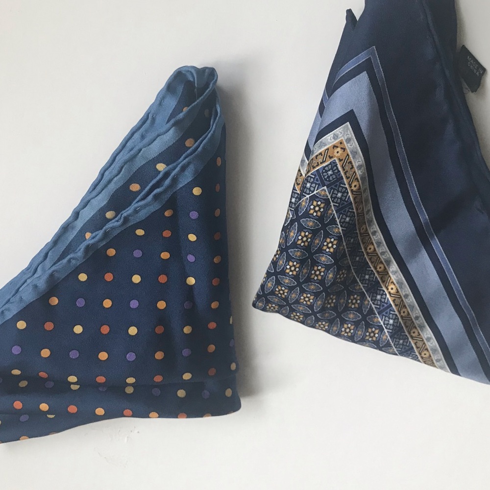 Lot of two 100% silk pocket squares